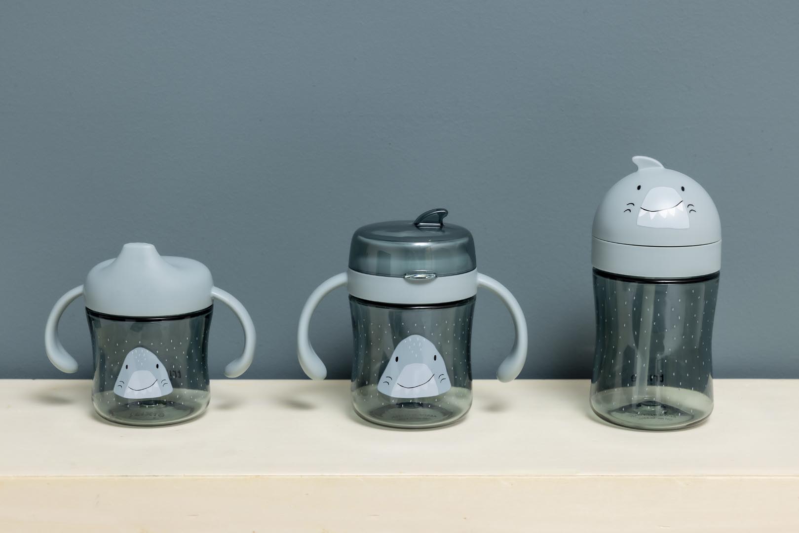 360° cup with handles - Mr. Shark